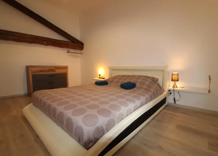 Apartment L'avison *