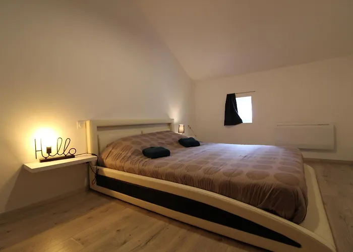 L'avison Apartment *